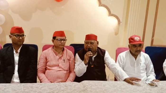 अयोध्या में सेक्स रैकेट का पर्दाफाश, सपा सांसद ने पुलिस पर लगाए गंभीर आरोप