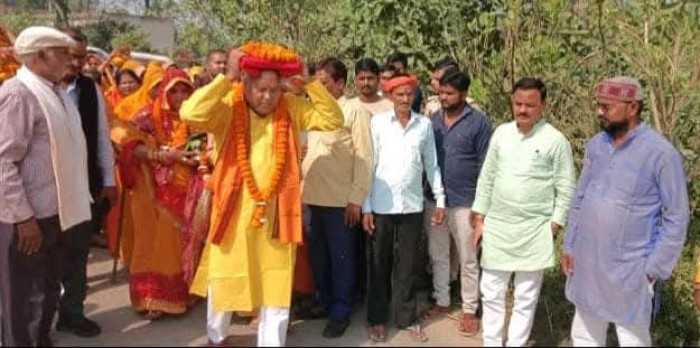 गौहन्ना गांव में श्रीमद् भागवत कथा का शुभारंभ, भव्य कलश यात्रा से गुंजायमान हुआ वातावरण