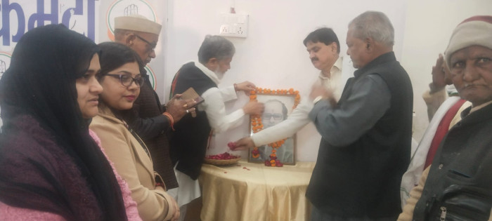 कांग्रेस पार्टी के नेता स्व0 संजय गां