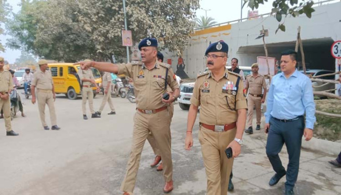 परिक्रमा मार्ग का एडीजी लखनऊ जोन ने किया निरीक्षण, व्यवस्थाएं दुरुस्त रखने के निर्देश